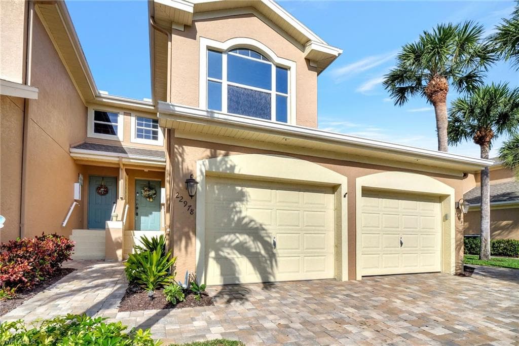 22978 Lone Oak DR ESTERO, FL 33928