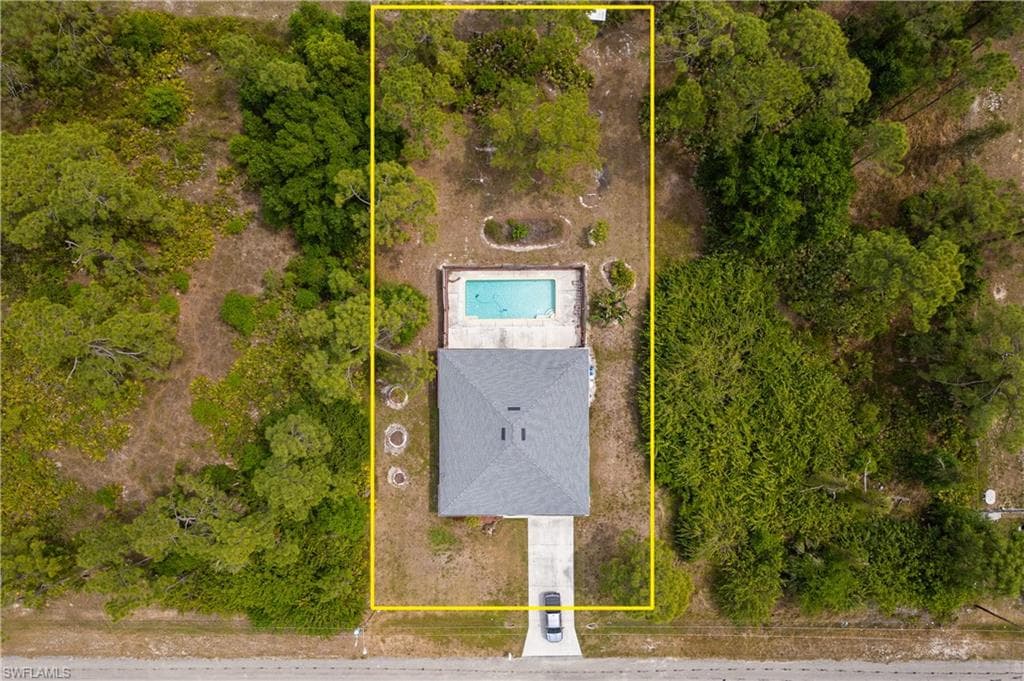 912 Magnolia AVE LEHIGH ACRES, FL 33972