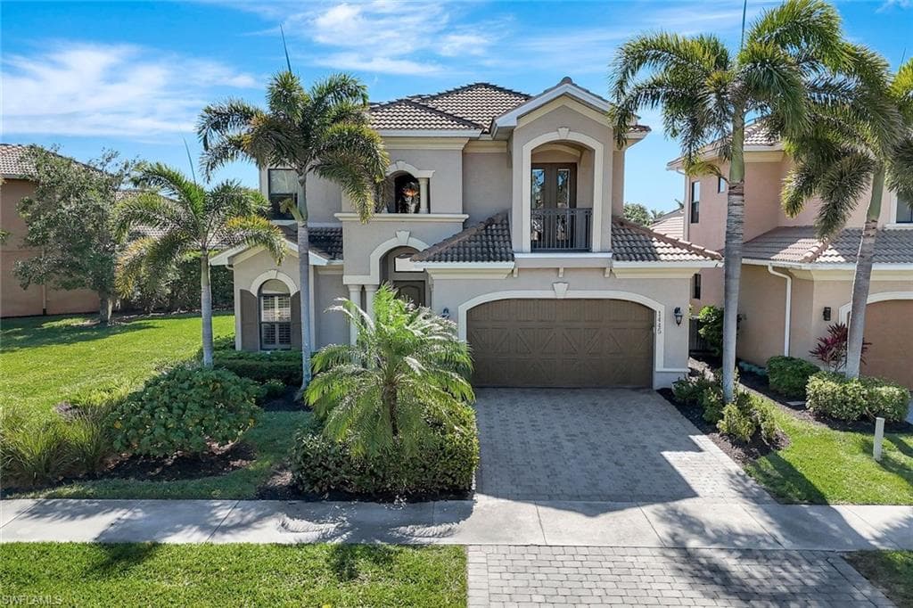 1445 Serrano CIR NAPLES, FL 34105