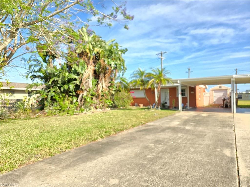 1131 Broad ST N LEHIGH ACRES, FL 33936