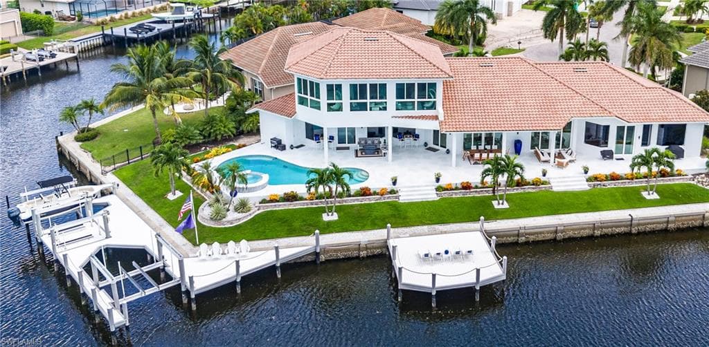 190 Post CT MARCO ISLAND, FL 34145
