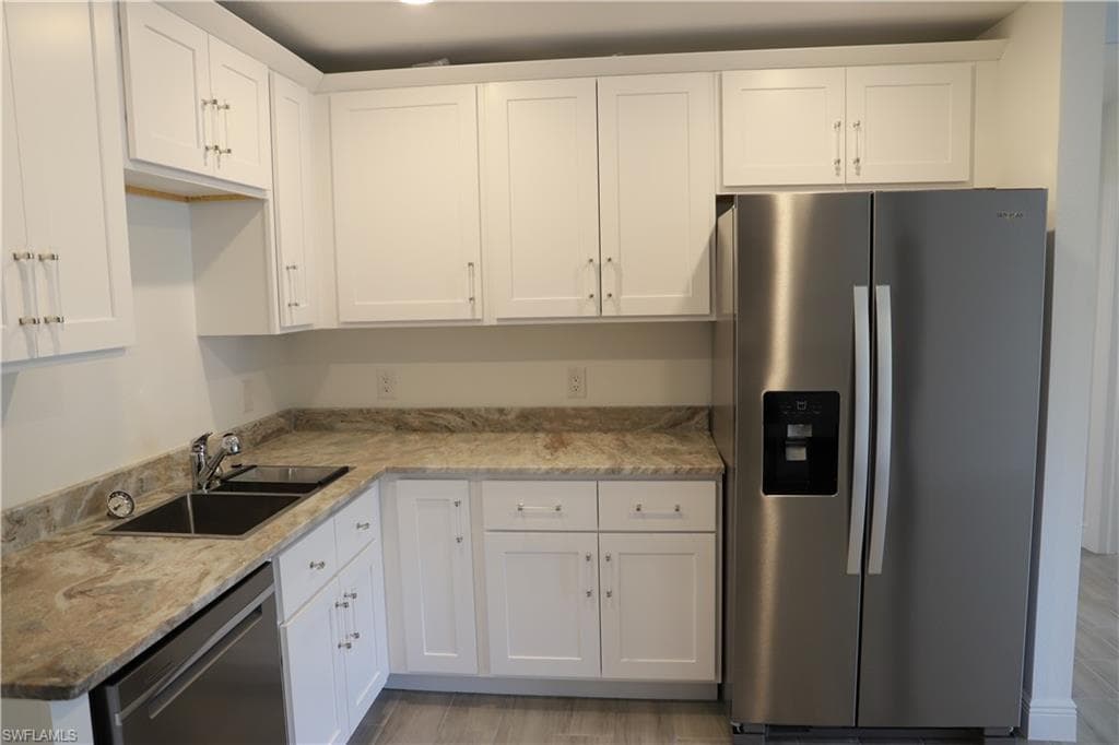 2744 Ford ST FORT MYERS, FL 33916