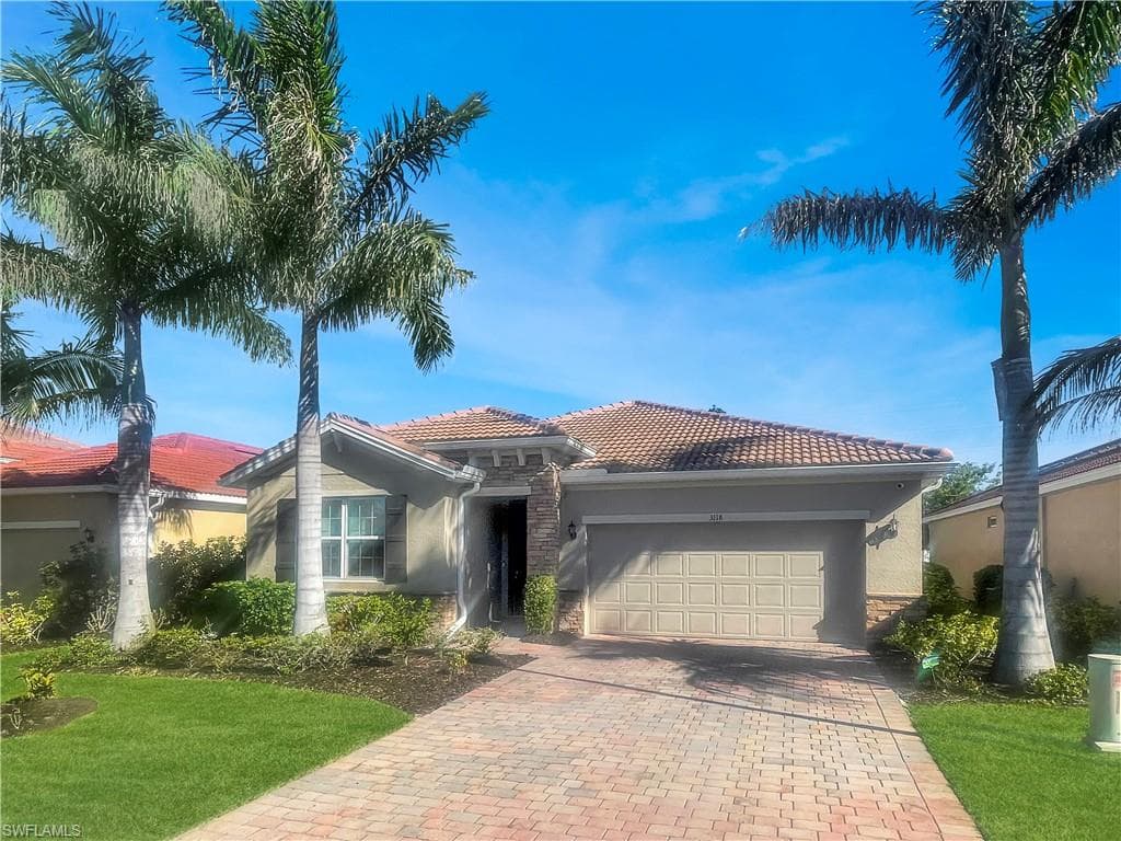 3118 Birchin LN FORT MYERS, FL 33916