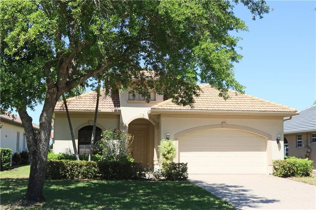 4350 LONGSHORE WAY S NAPLES, FL 34119