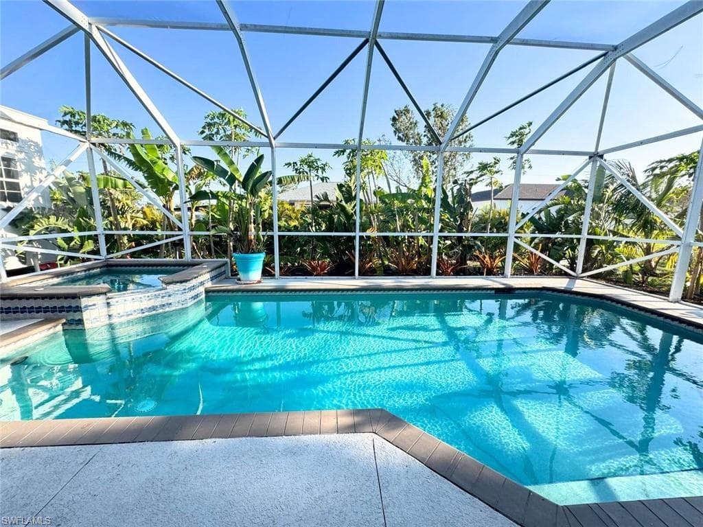 1616 NW 17th ST CAPE CORAL, FL 33993
