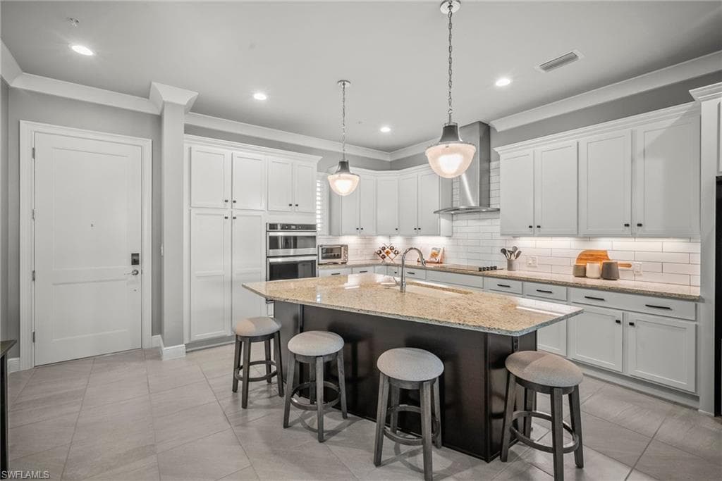 21490 Strada Nuova CIR D214 ESTERO, FL 33928