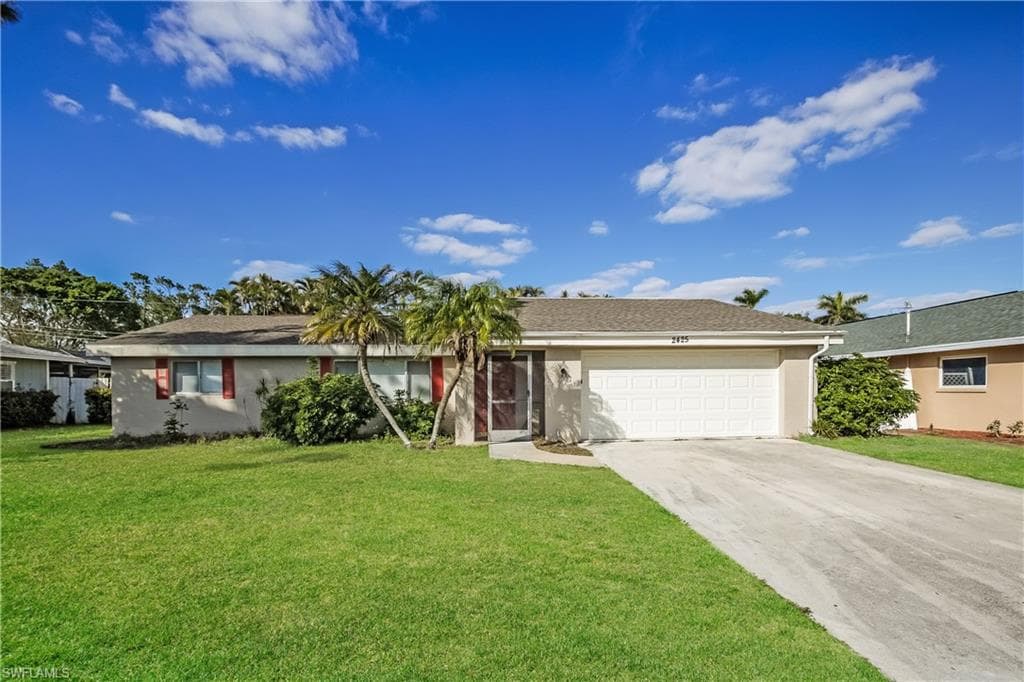 2425 Woodland CIR FORT MYERS, FL 33907