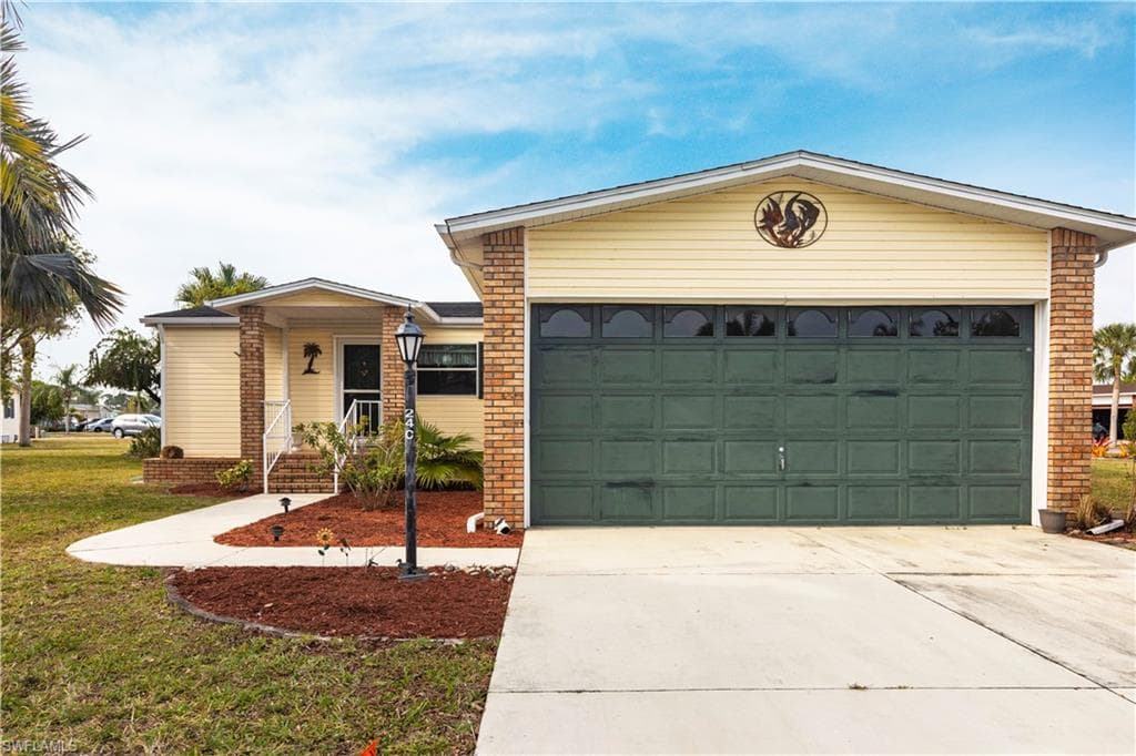 19844 Frenchmans CT S NORTH FORT MYERS, FL 33903