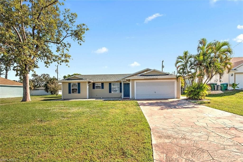 1319 SW 9th CT CAPE CORAL, FL 33991