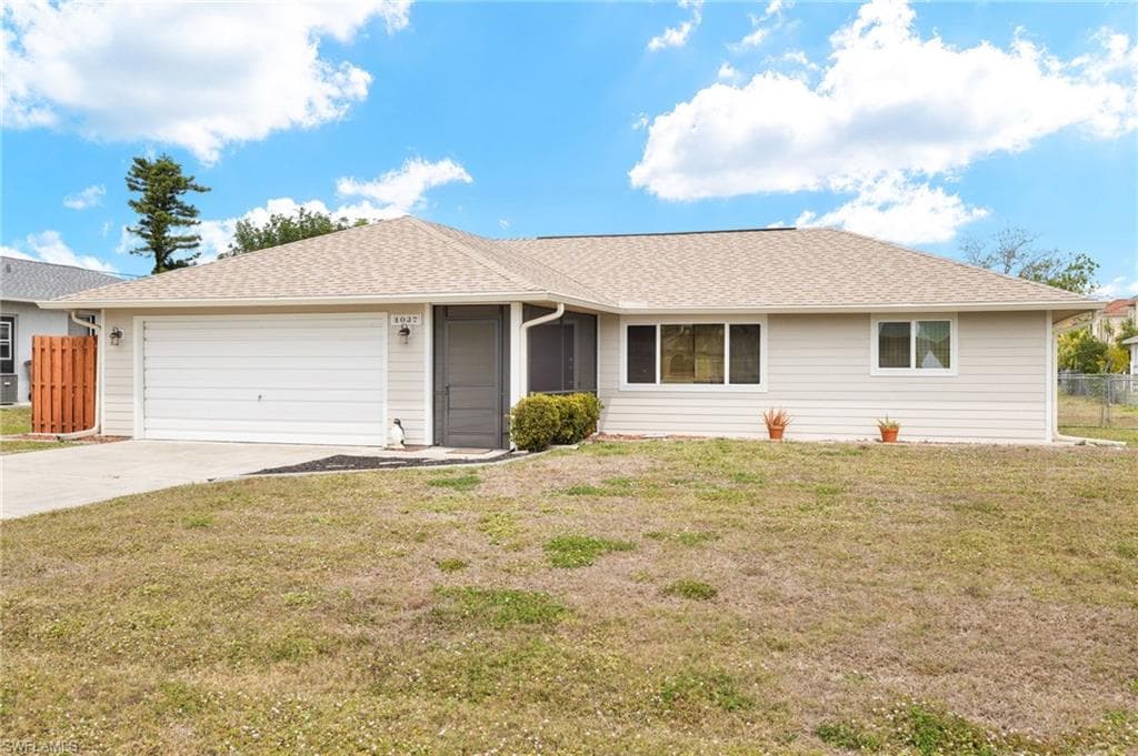 1037 NE Van Loon LN CAPE CORAL, FL 33909
