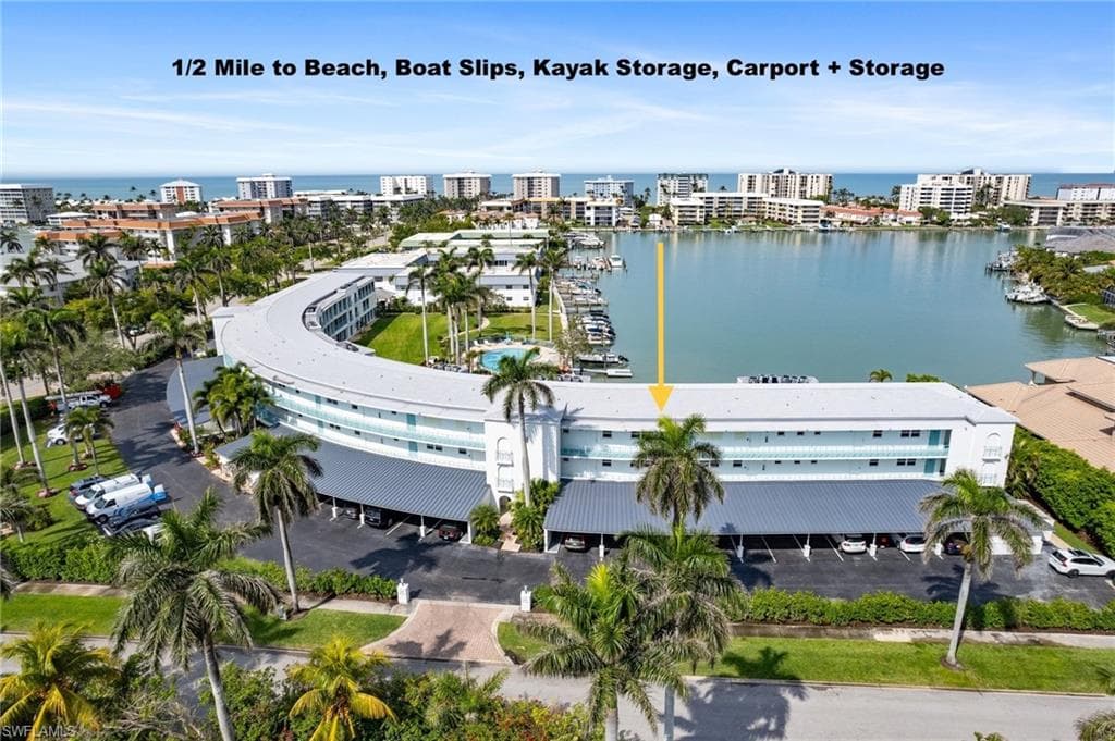 383 Harbour DR 209 NAPLES, FL 34103