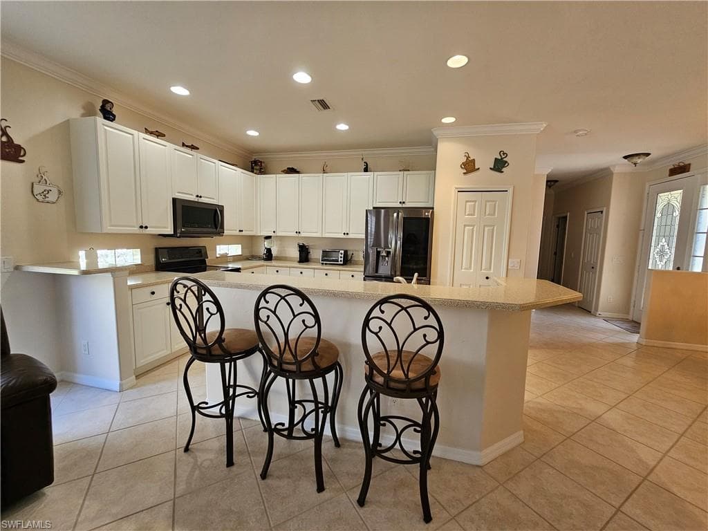 10518 Avila CIR FORT MYERS, FL 33913