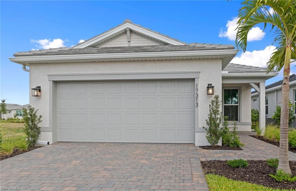 17313 Willow Tree LN NORTH FORT MYERS, FL 33917