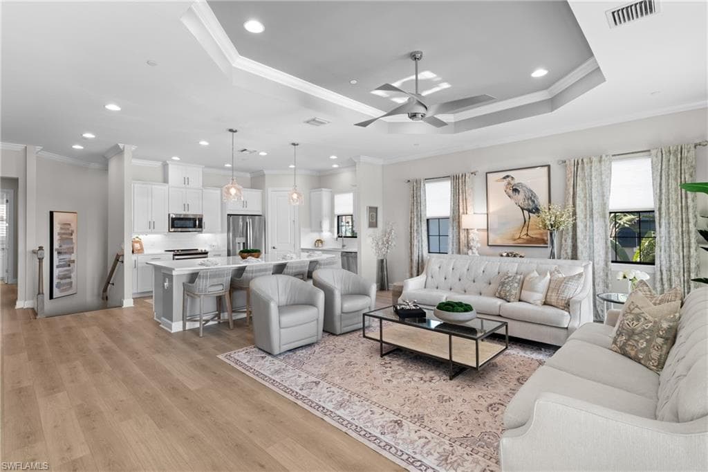 9642 Montelanico LOOP 201 NAPLES, FL 34119