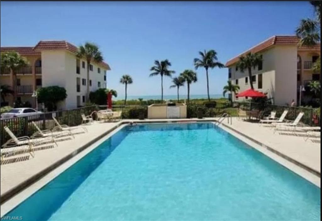 671 E Gulf DR 4D1 SANIBEL, FL 33957