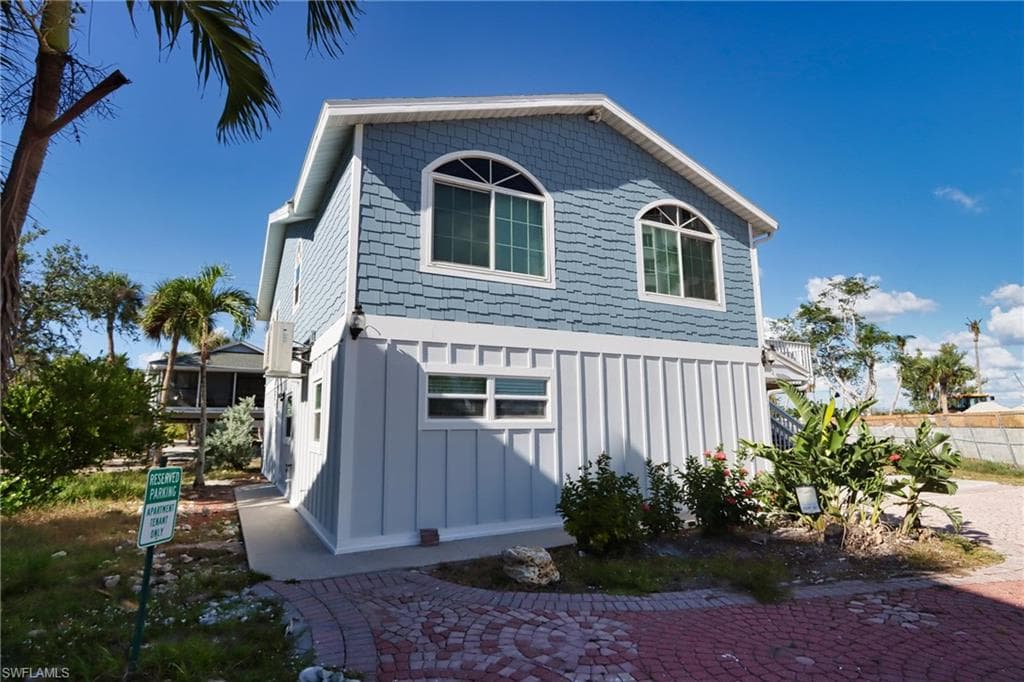 135 Gulfview AVE FORT MYERS BEACH, FL 33931