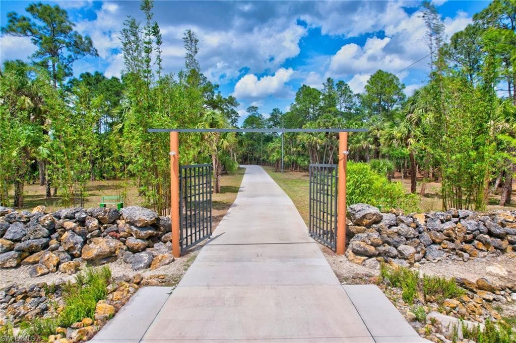 3435 40th AVE SE NAPLES, FL 34117