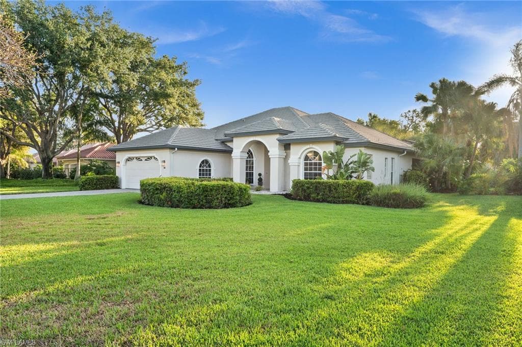 7037 Mill Run CIR NAPLES, FL 34109