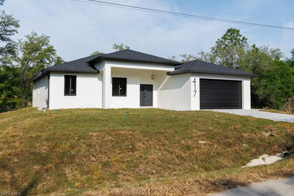 417 Cleveland AVE LEHIGH ACRES, FL 33972