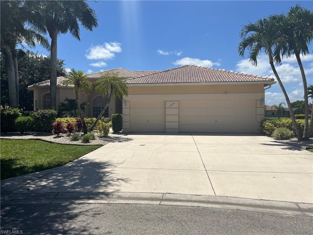 3518 Ocean Bluff CT NAPLES, FL 34120