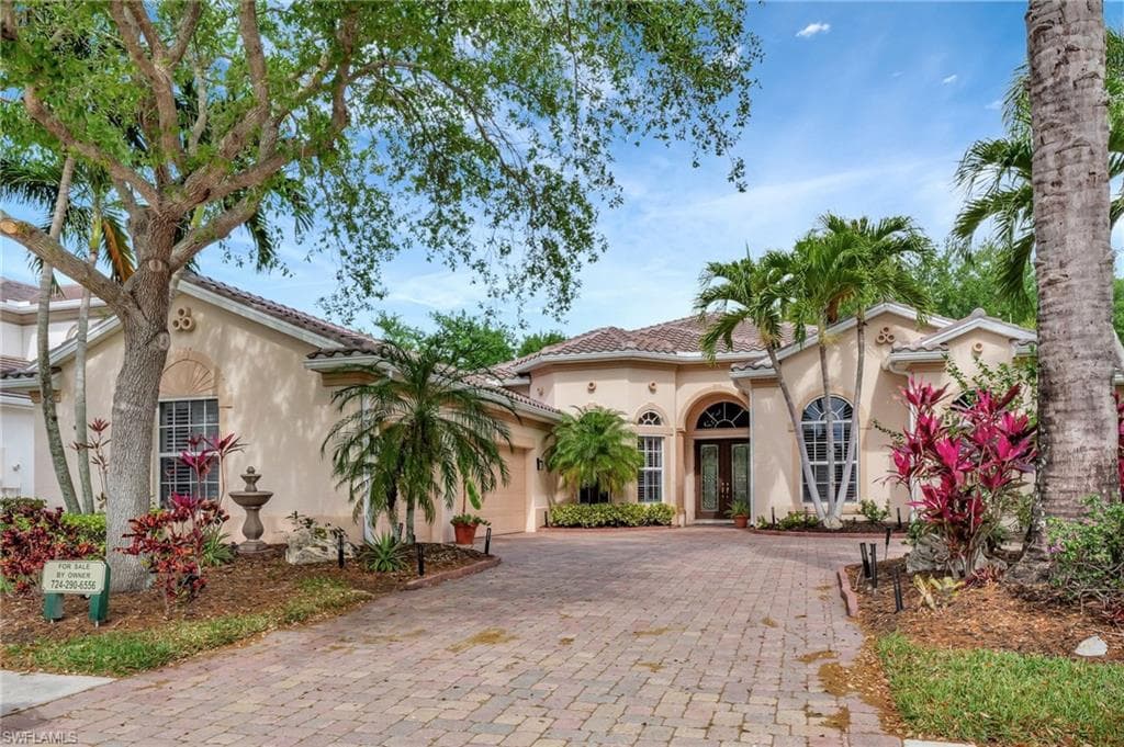19476 La Serena DR ESTERO, FL 33967
