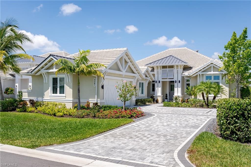 3287 Kumamoto LN NAPLES, FL 34114