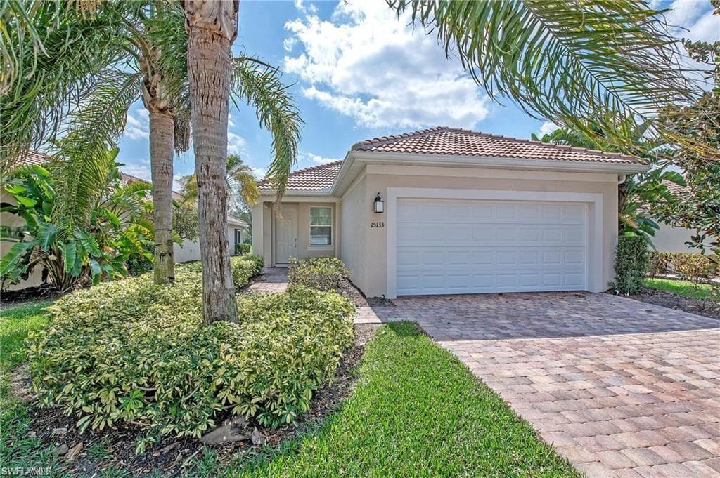 15133 Reef LN BONITA SPRINGS, FL 34135