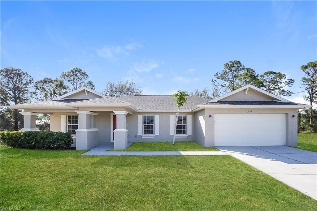 2214 Armour RD LEHIGH ACRES, FL 33973