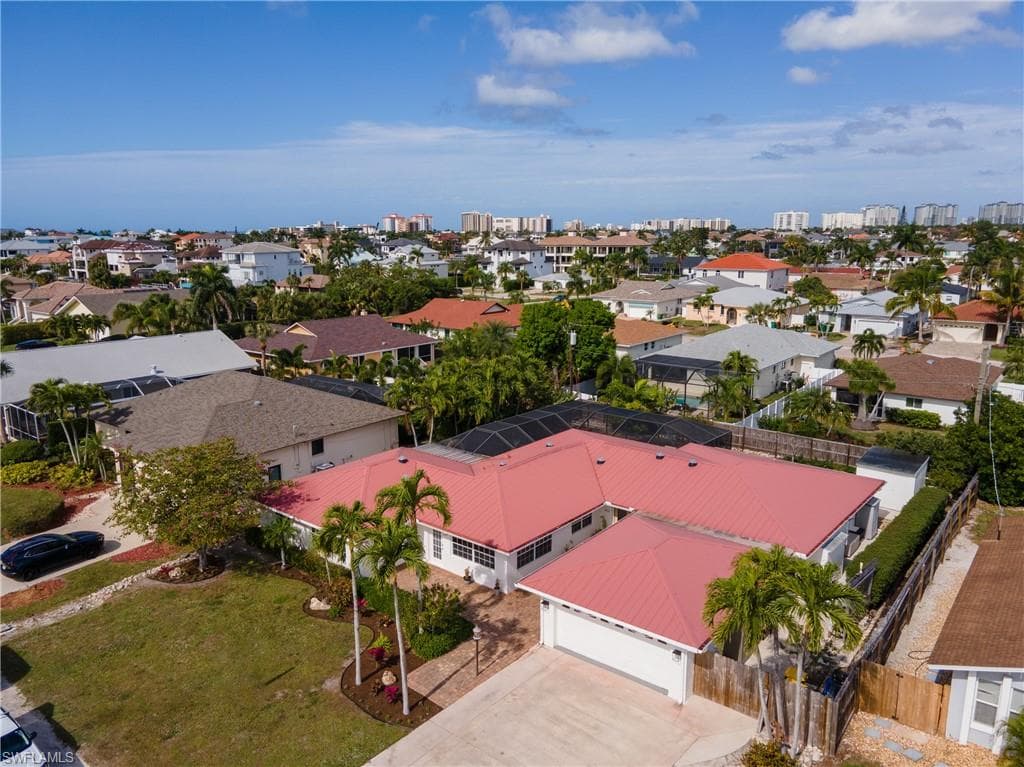 511 98th AVE N NAPLES, FL 34108