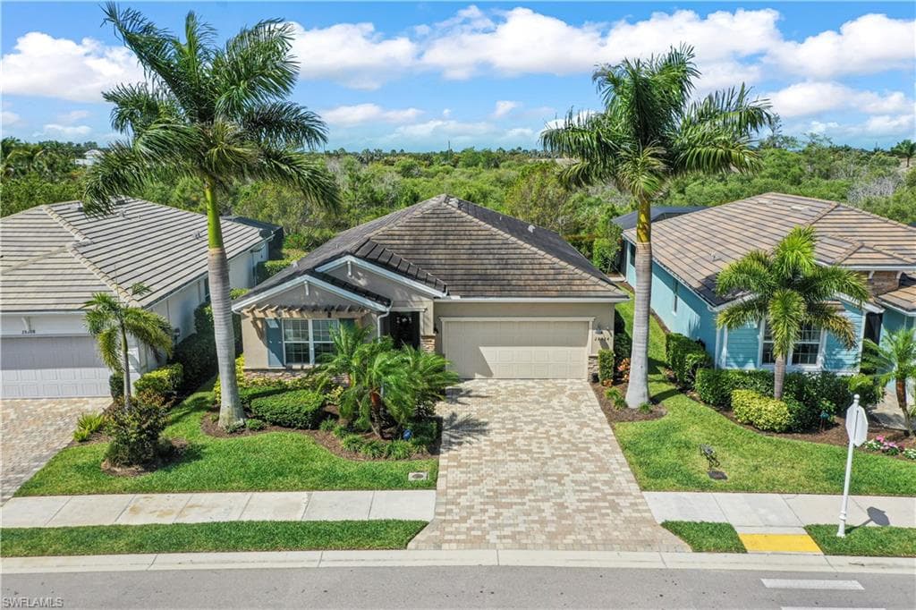 28204 Seasons Tide AVE BONITA SPRINGS, FL 34135