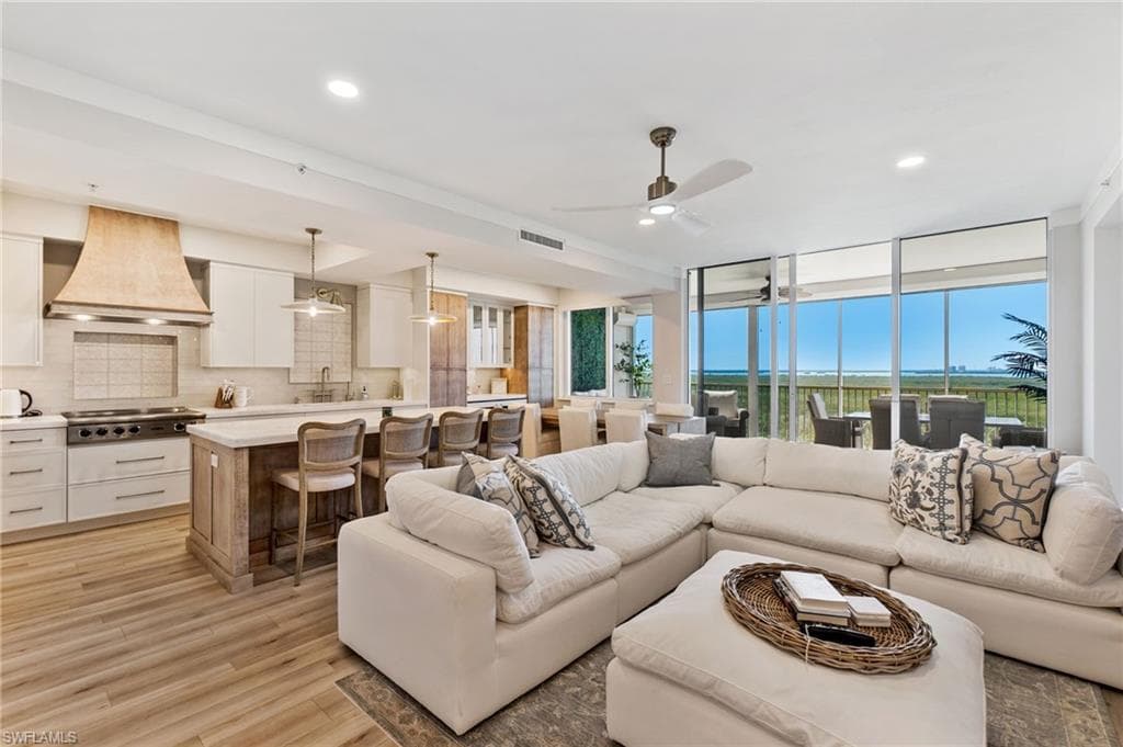 4761 West Bay BLVD 802 ESTERO, FL 33928