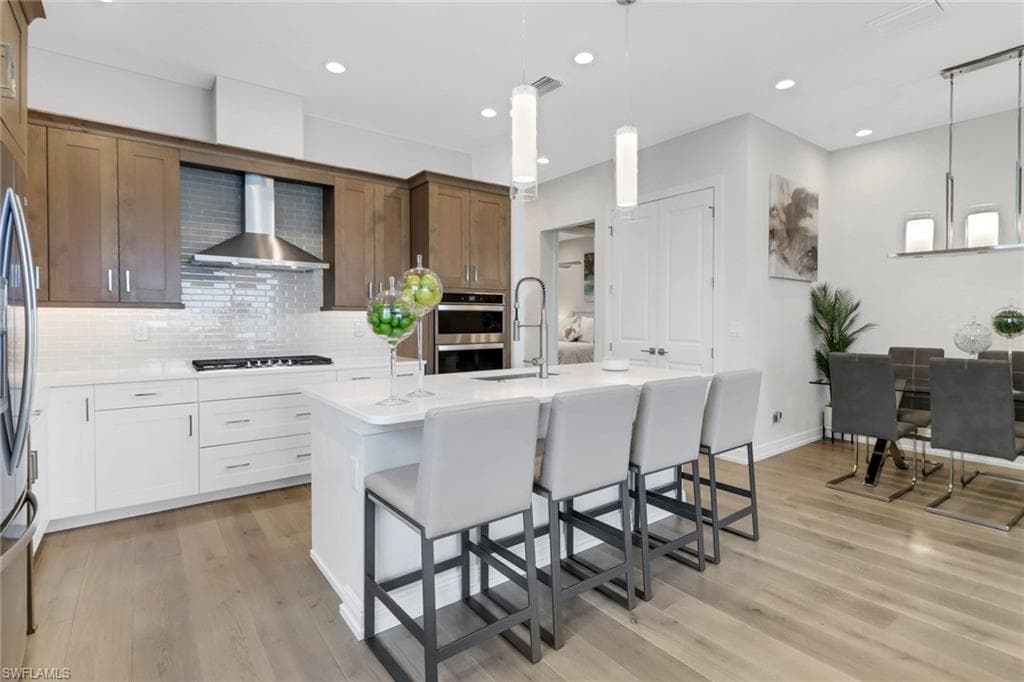 9048 Mayreau WAY NAPLES, FL 34114