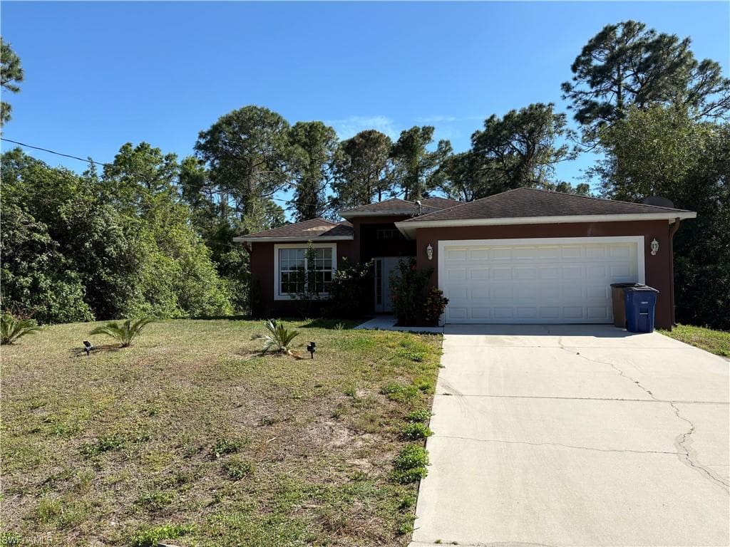 1120 Ralph ST LEHIGH ACRES, FL 33974