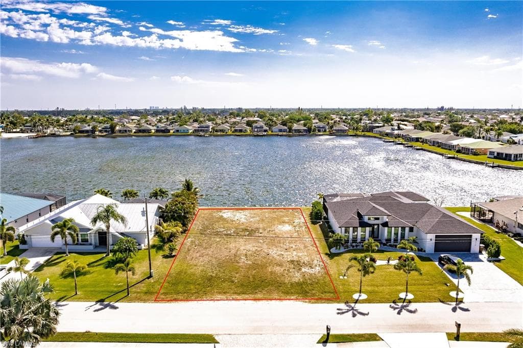 1711 SW 6th AVE CAPE CORAL, FL 33991