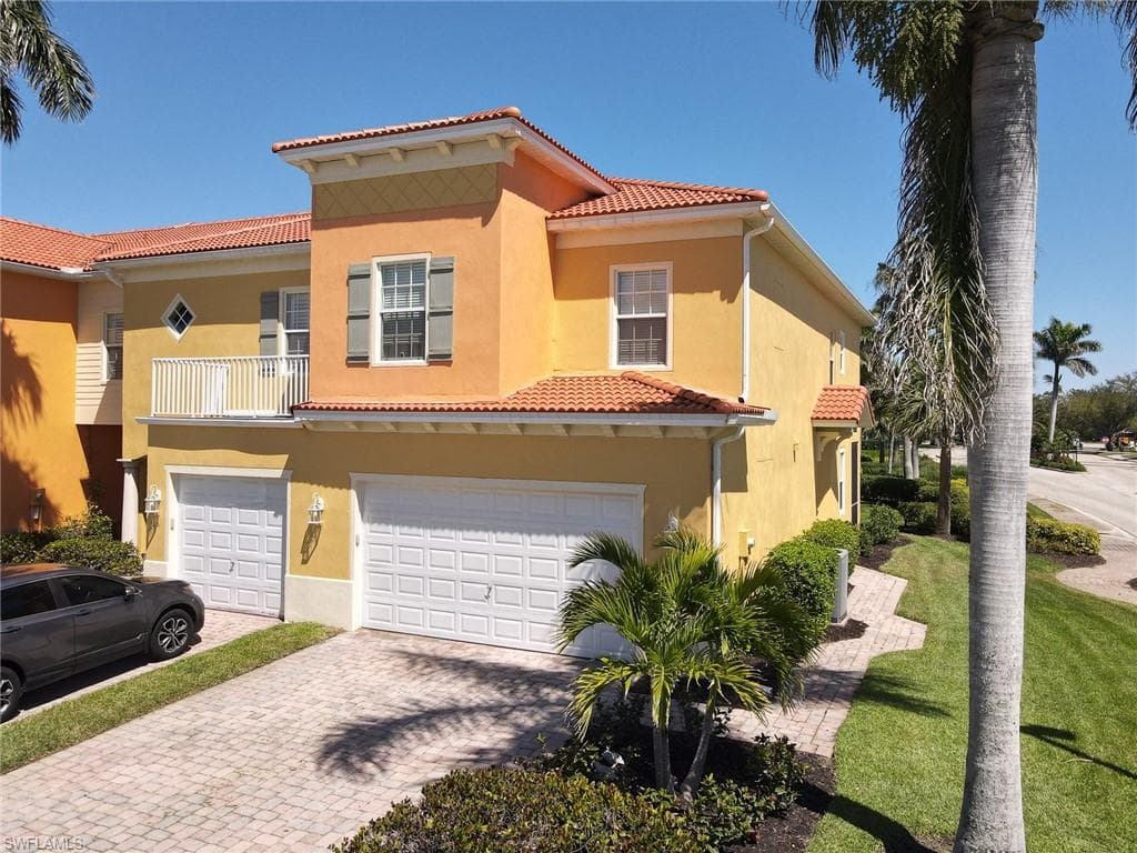 16000 Via Solera CIR 106 FORT MYERS, FL 33908