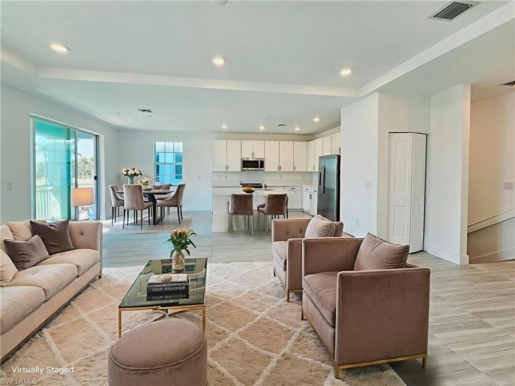 26330 Coco Cay CIR 201 BONITA SPRINGS, FL 34135