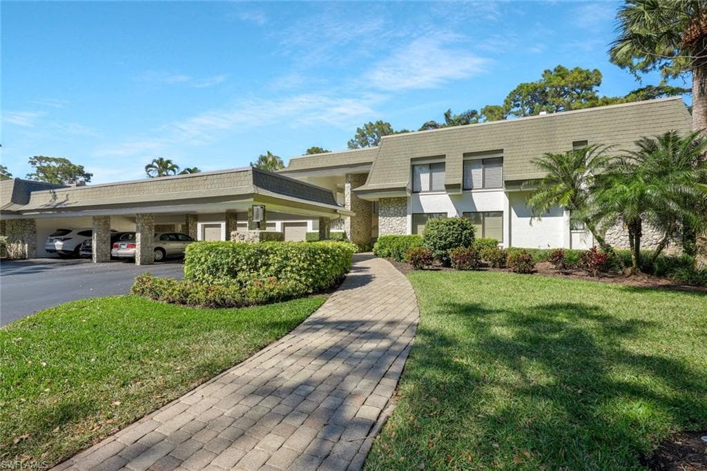 1124 Wildwood LN 1124 NAPLES, FL 34105