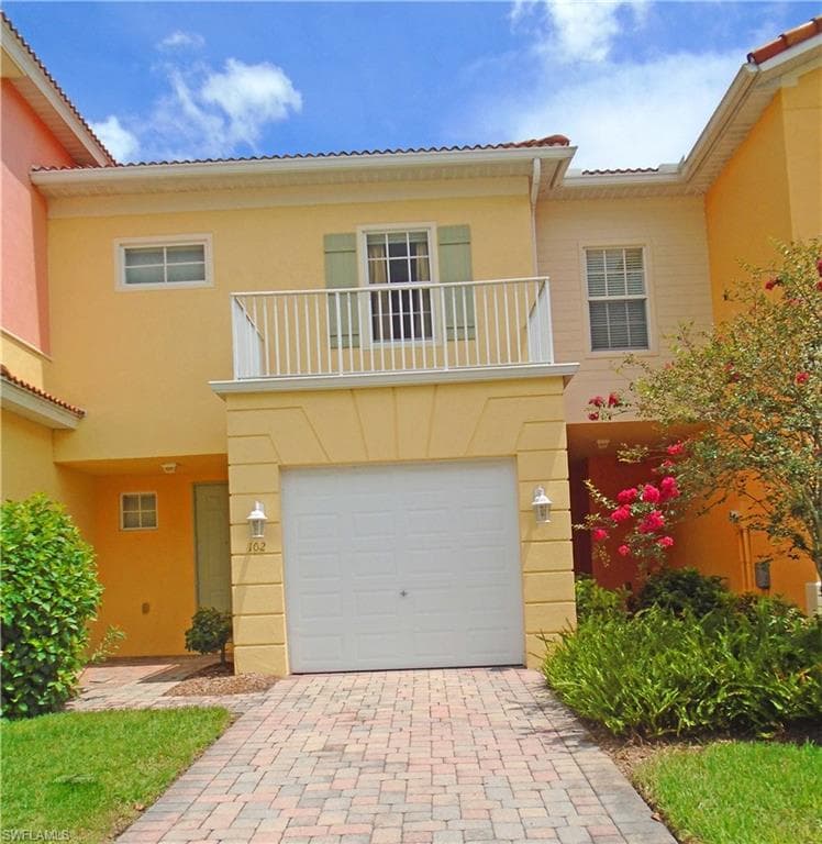 16010 Via Solera CIR 102 FORT MYERS, FL 33908