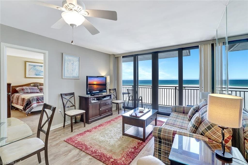 180 Seaview CT 601 MARCO ISLAND, FL 34145