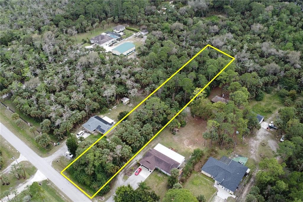 768 20 AVE NW NAPLES, FL 34120