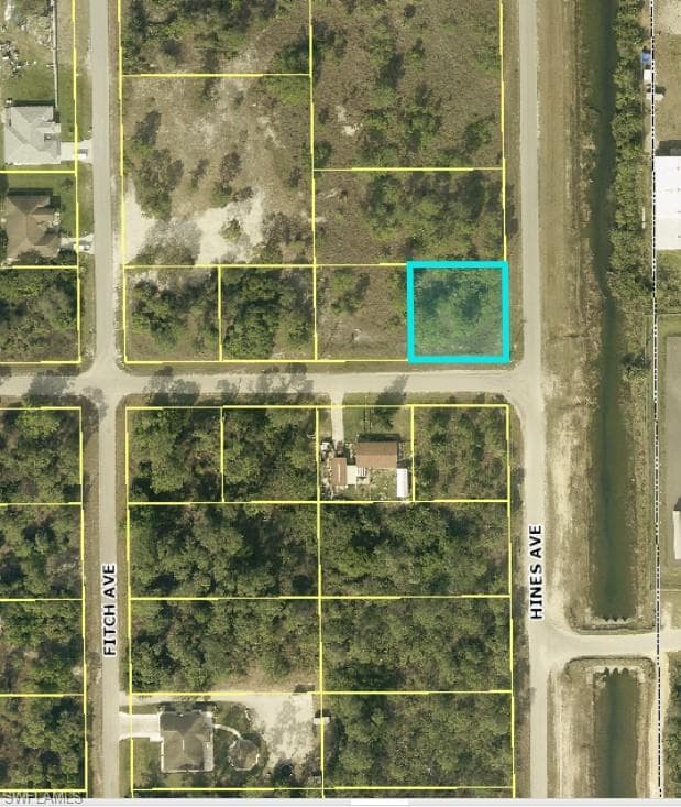 4507 E 10th ST LEHIGH ACRES, FL 33972