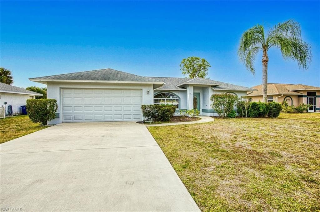 2511 7th ST W LEHIGH ACRES, FL 33971