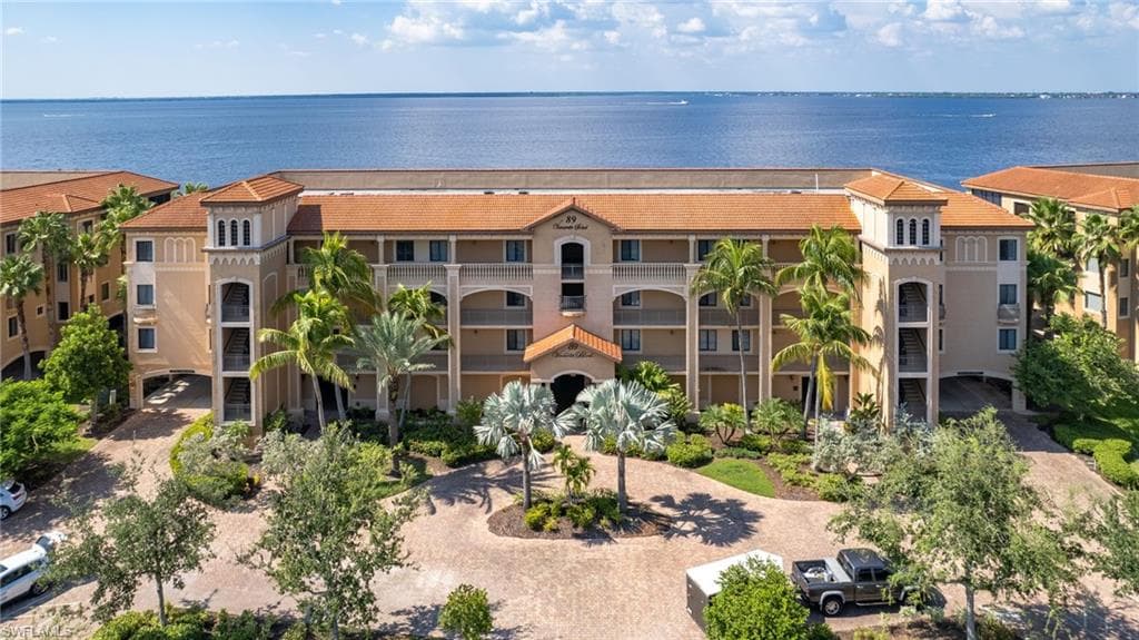 89 Vivante BLVD 402 PUNTA GORDA, FL 33950