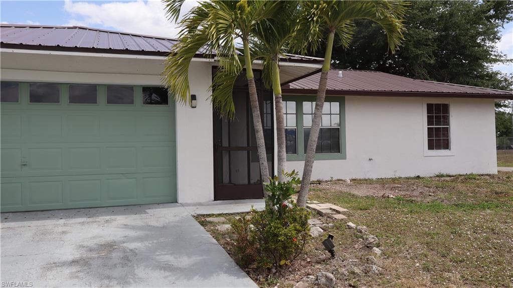 401 NW Juanita CT CAPE CORAL, FL 33993