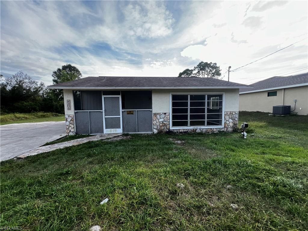 4305 2nd ST SW LEHIGH ACRES, FL 33976