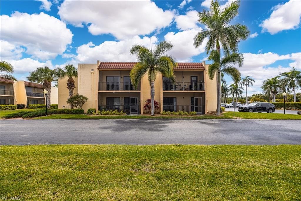 12471 McGregor BLVD 25 FORT MYERS, FL 33919