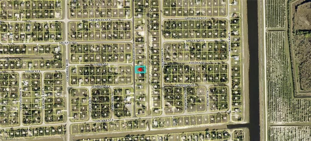 831 Aprile AVE S LEHIGH ACRES, FL 33974
