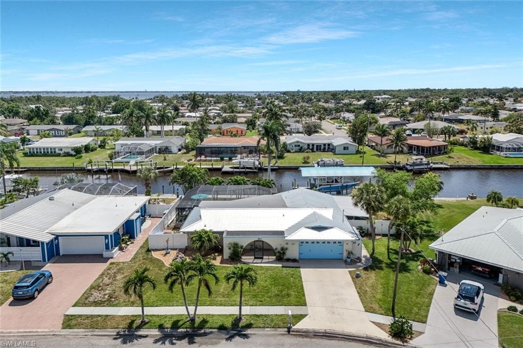 1667 Swan TER NORTH FORT MYERS, FL 33903