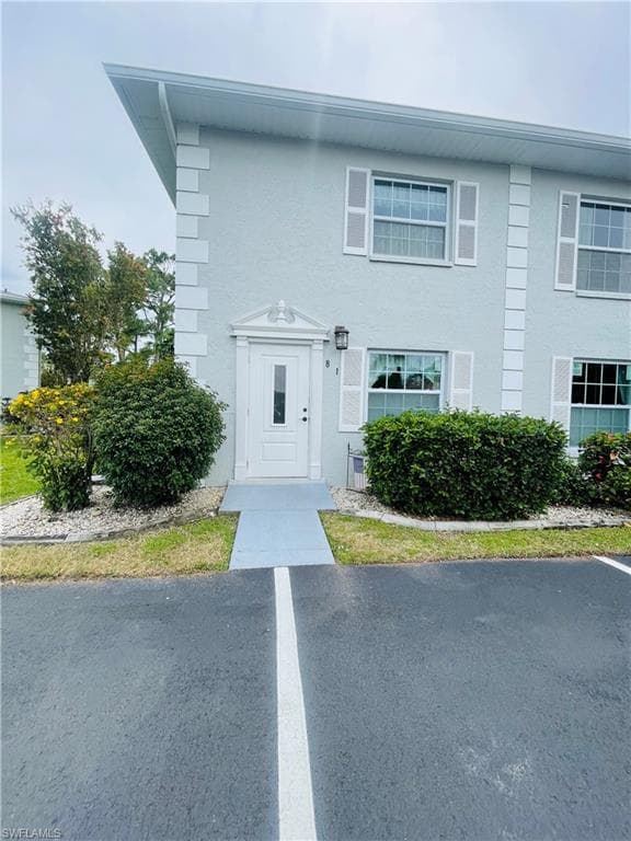 7092 Nantucket CIR 8 NORTH FORT MYERS, FL 33917