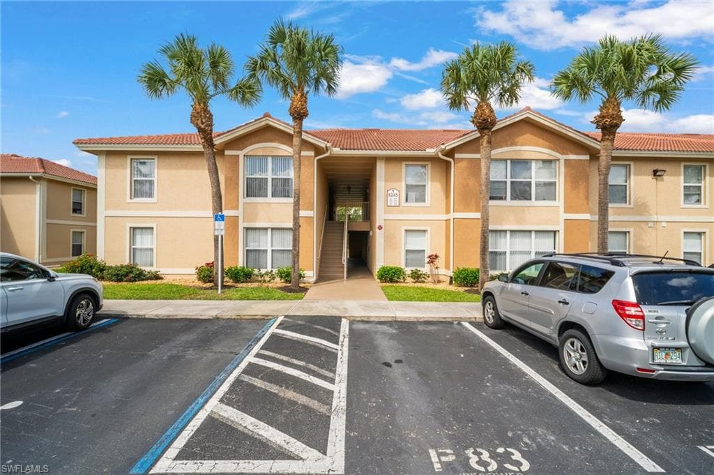 8245 Ibis Club Drive DR 401 NAPLES, FL 34104
